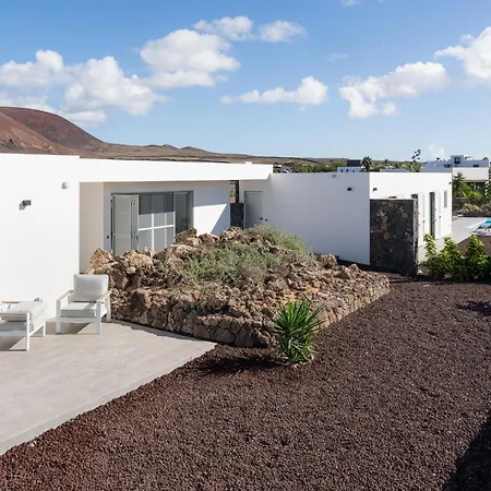 Almara House, Luxury With Heated Pool Villa La Oliva
